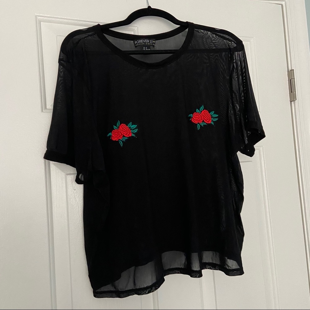 Plus size crop top